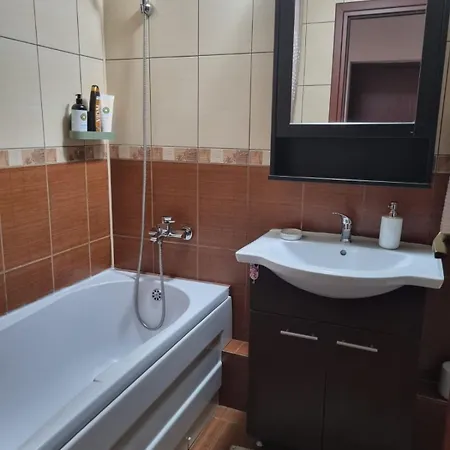 Thomas' Place -100m Parc Si Metrou Tineretului Апартаменты *