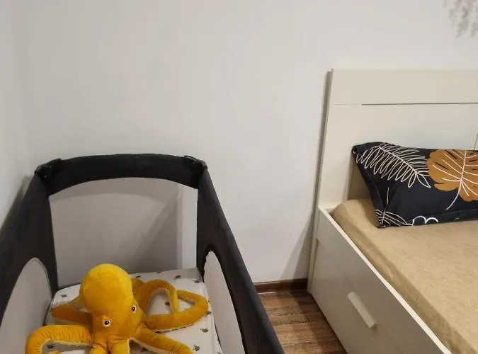 דירה Thomas' Place -100m Parc Si Metrou Tineretului