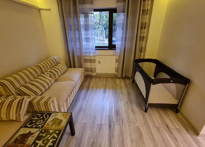 Thomas' Place -100m Parc Si Metrou Tineretului