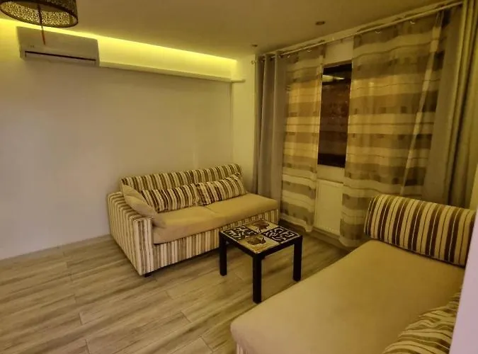 Thomas' Place -100m Parc Si Metrou Tineretului Lägenhet