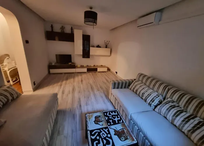Thomas' Place -100m Parc Si Metrou Tineretului Lägenhet Bukarest